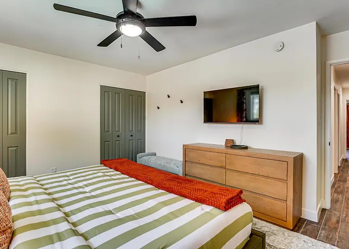 Backyard Oasis! Group Retreat Near Town * Tempe